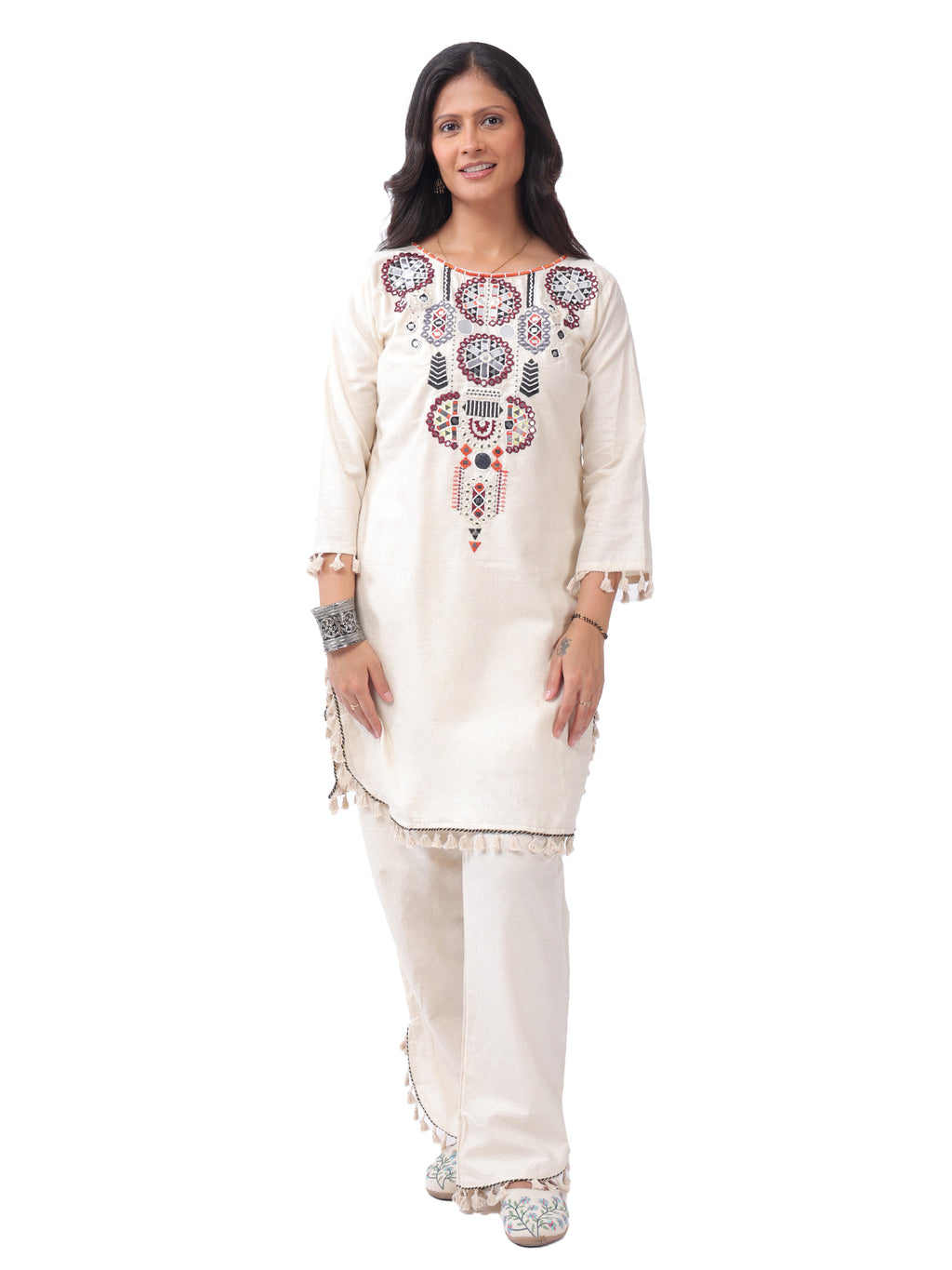 Fash'O'Holic Women's Premium Ivory Embroidered Cotton Kurta Pant Set