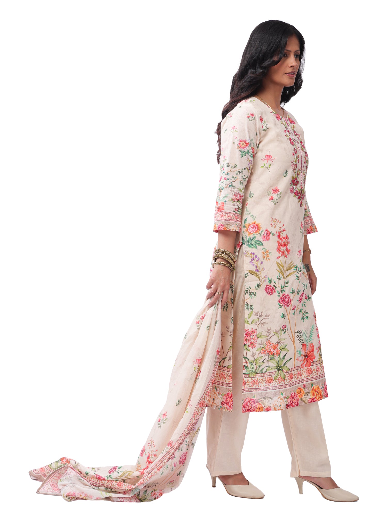 FOH Ivory Floral Printed Kurta Set with Dupatta