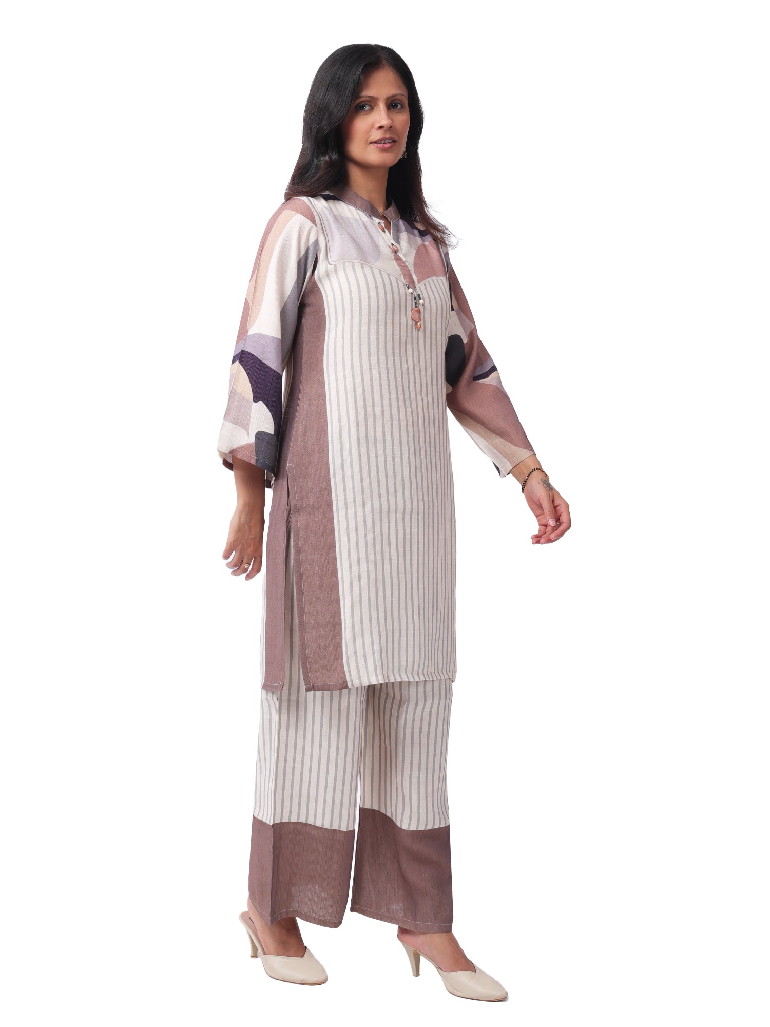 Fash'O'Holic Women's Premium Striped Cotton Kurta Pant Set with Printed Sleeves